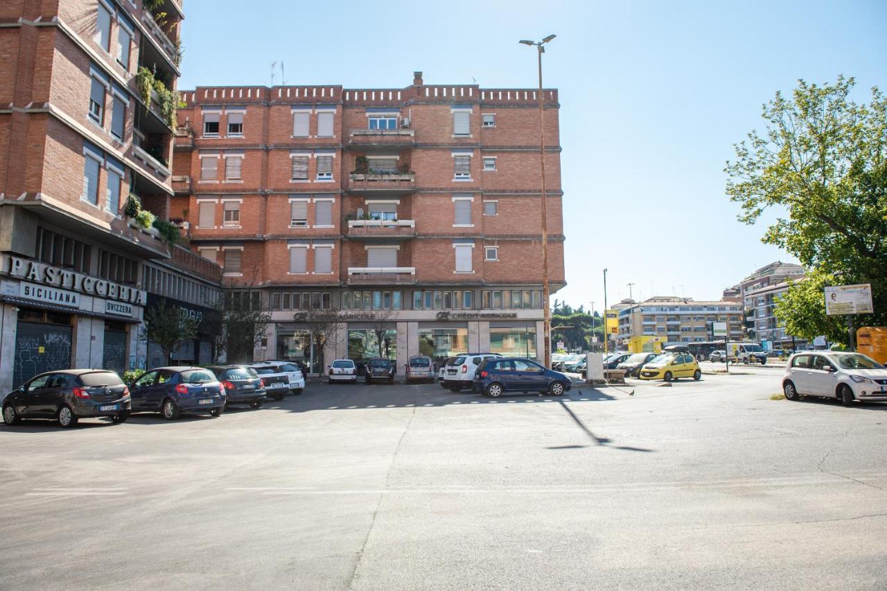 Appartement Peony - 13 Piazza Pio XI à Rome Extérieur photo